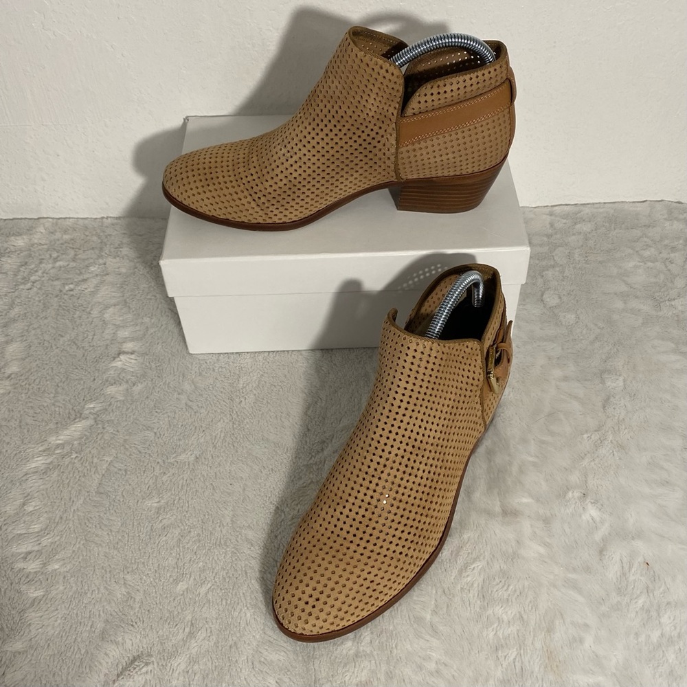 Sam Edelman Paula Perforated Suede Ankle Booties Women’s Size 8.5M